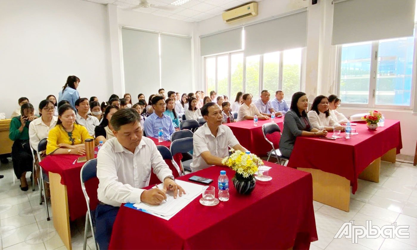 Quang cảnh buổi lễ.