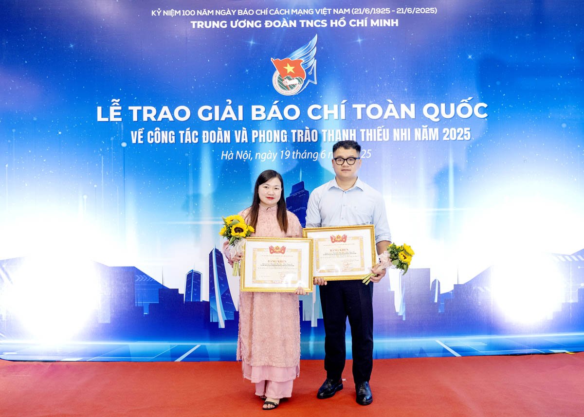 El grupo de autores Nguyen Dieu - Vien Su ganó el Premio Estímulo.