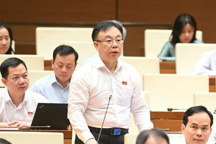Đại biểu chất vấn Bộ trưởng GD-ĐT về giải pháp chấm dứt 