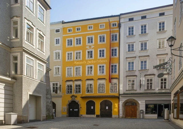 mozart-s-birthplace-hanh-trinh-ve-nguon-coi-am-nhac.webp