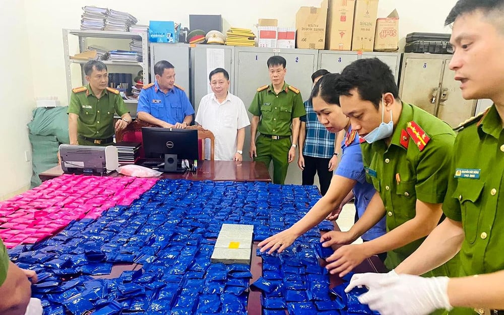 គ្រួសារ និងសហគមន៍ - 