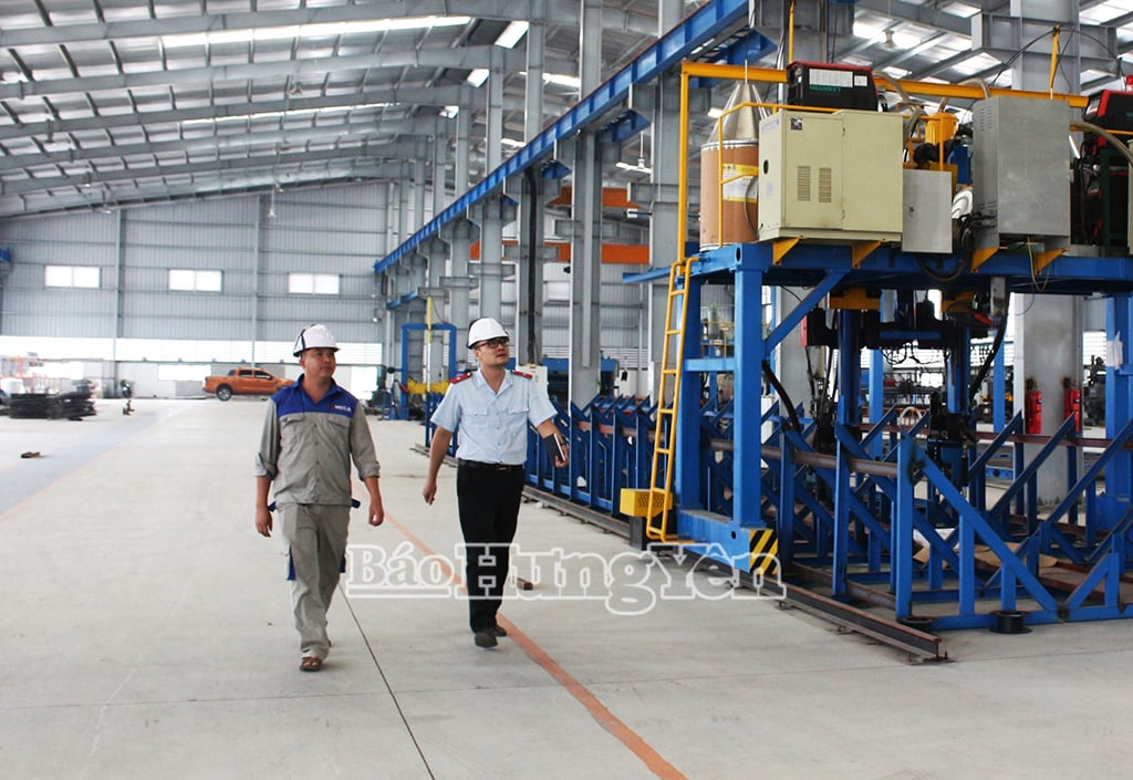 Nhờ áp dụng quy trình sản xuất đồng bộ, một số doanh nghiệp tiết kiệm đáng kể chi phí điện năng