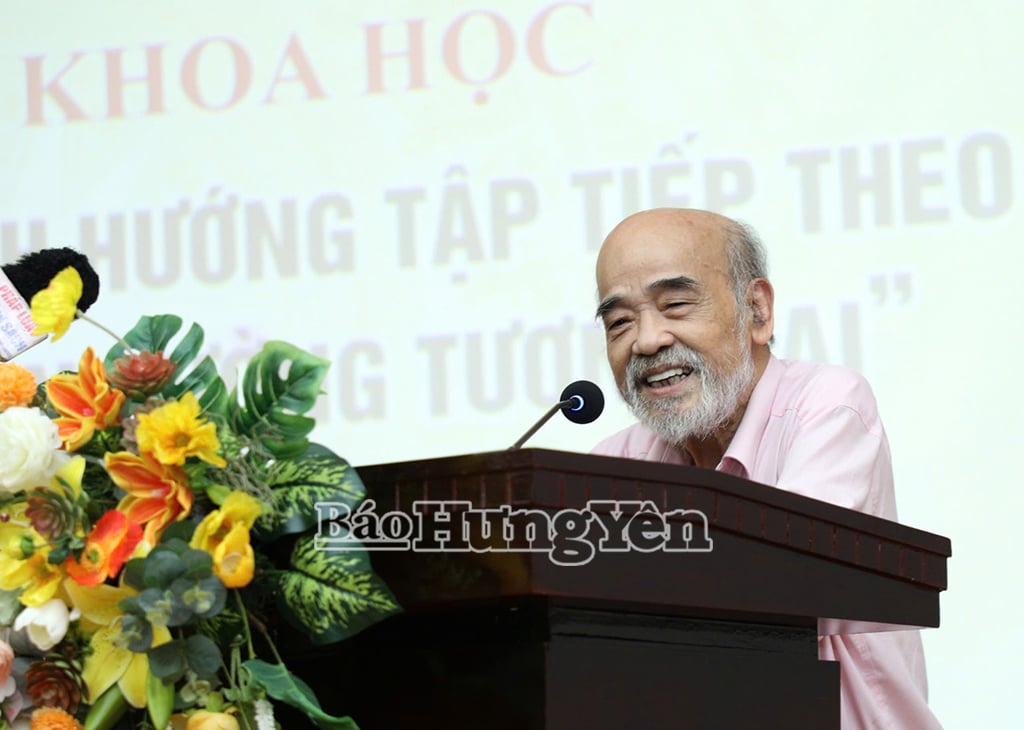 Nguyên Thứ trưởng Bộ Tài nguyên và Môi trường, GS, TSKH. Đặng Hùng Võ phát biểu tại hội thảo 