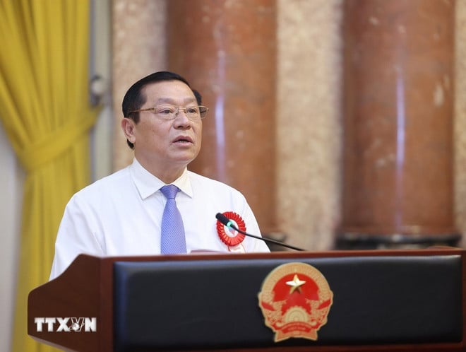 ttxvn-chu-tich-nuoc-luong-cuong-gap-mat-cac-nha-bao-tieu-bieu-toan-quoc-8102669-6.jpg