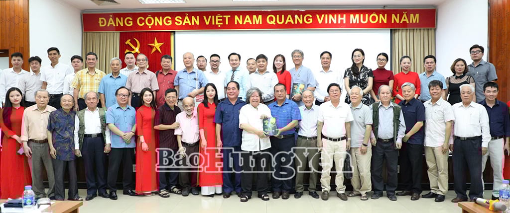 Các đại biểu dự hội thảo