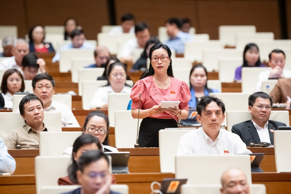 Đại biểu truy Bộ trưởng việc nâng cao chất lượng giờ dạy chính khóa - 2