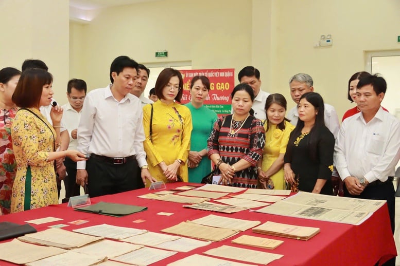 Những kỷ vật kể chuyện về nghề báo- Ảnh 4.