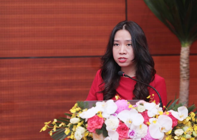 vna-potal-cac-phien-hop-tai-dien-dan-bao-chi-toan-quoc-2025-ngay-206-8103556.jpg