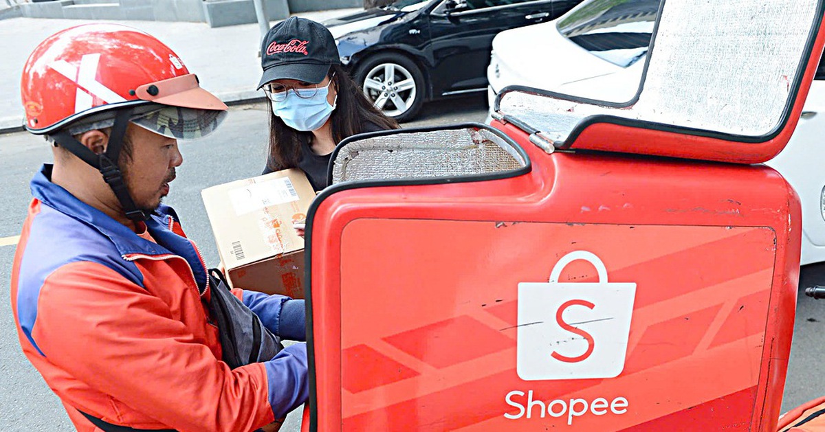 Shopee ប្រមូល 'ថ្លៃហេដ្ឋារចនាសម្ព័ន្ធ' ដែលធ្វើឱ្យមានការលំបាកសម្រាប់ហាងតូចៗ
