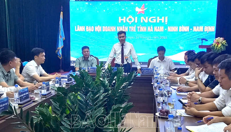 Leadership Conference of Young Entrepreneurs Association of Ha Nam, Ninh Binh, Nam Dinh Province