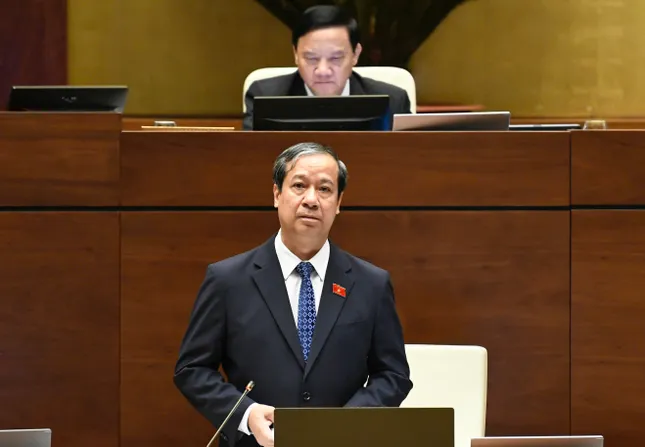 Bộ trưởng Nguyễn Kim Sơn: Trường học hết bạo lực khi 'người lớn không còn đánh nhau nữa' ảnh 2