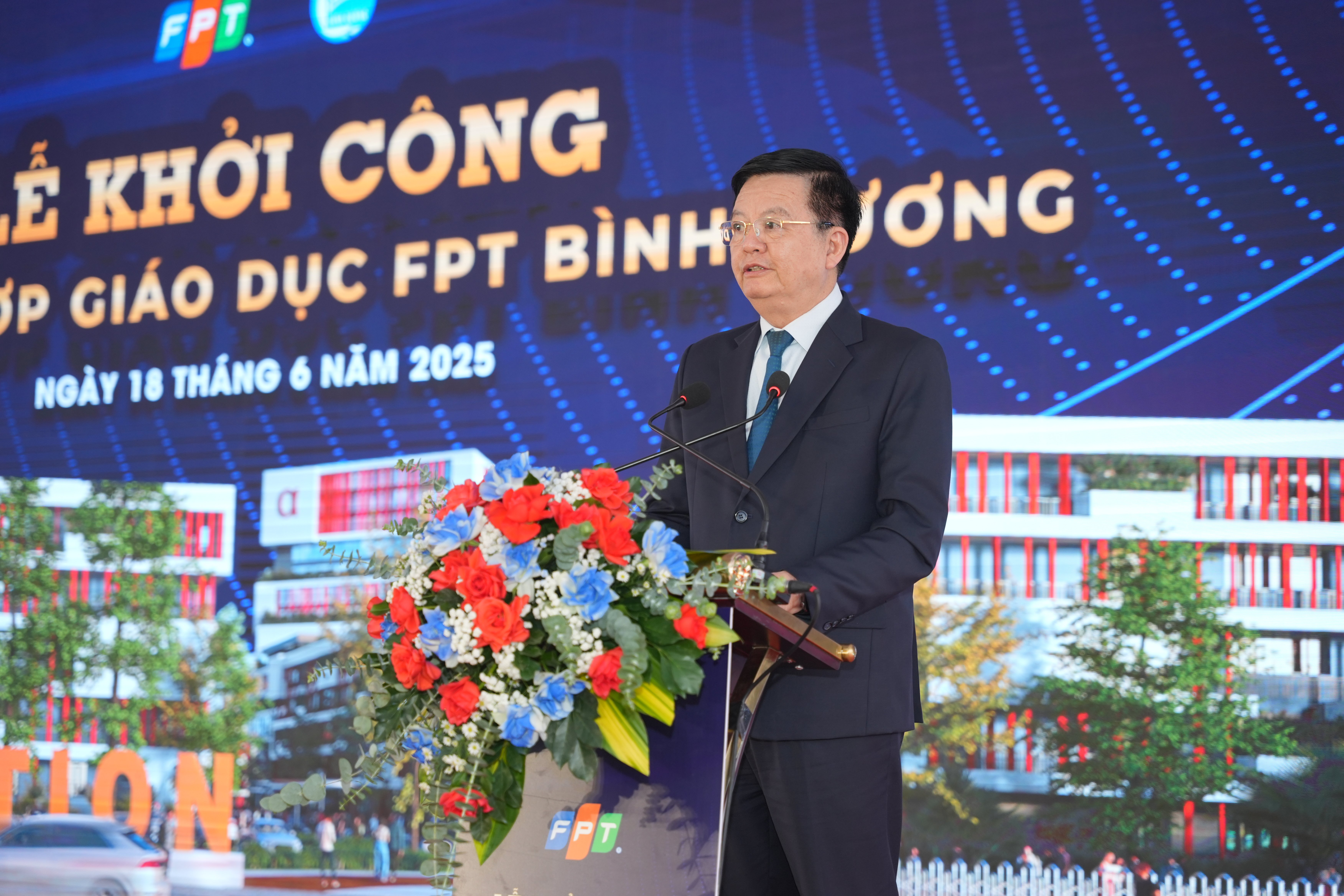 Phó Thủ tướng Mai Văn Chính phát biểu tại lễ khởi công công trình Tổ hợp Giáo dục FPT Bình Dương
