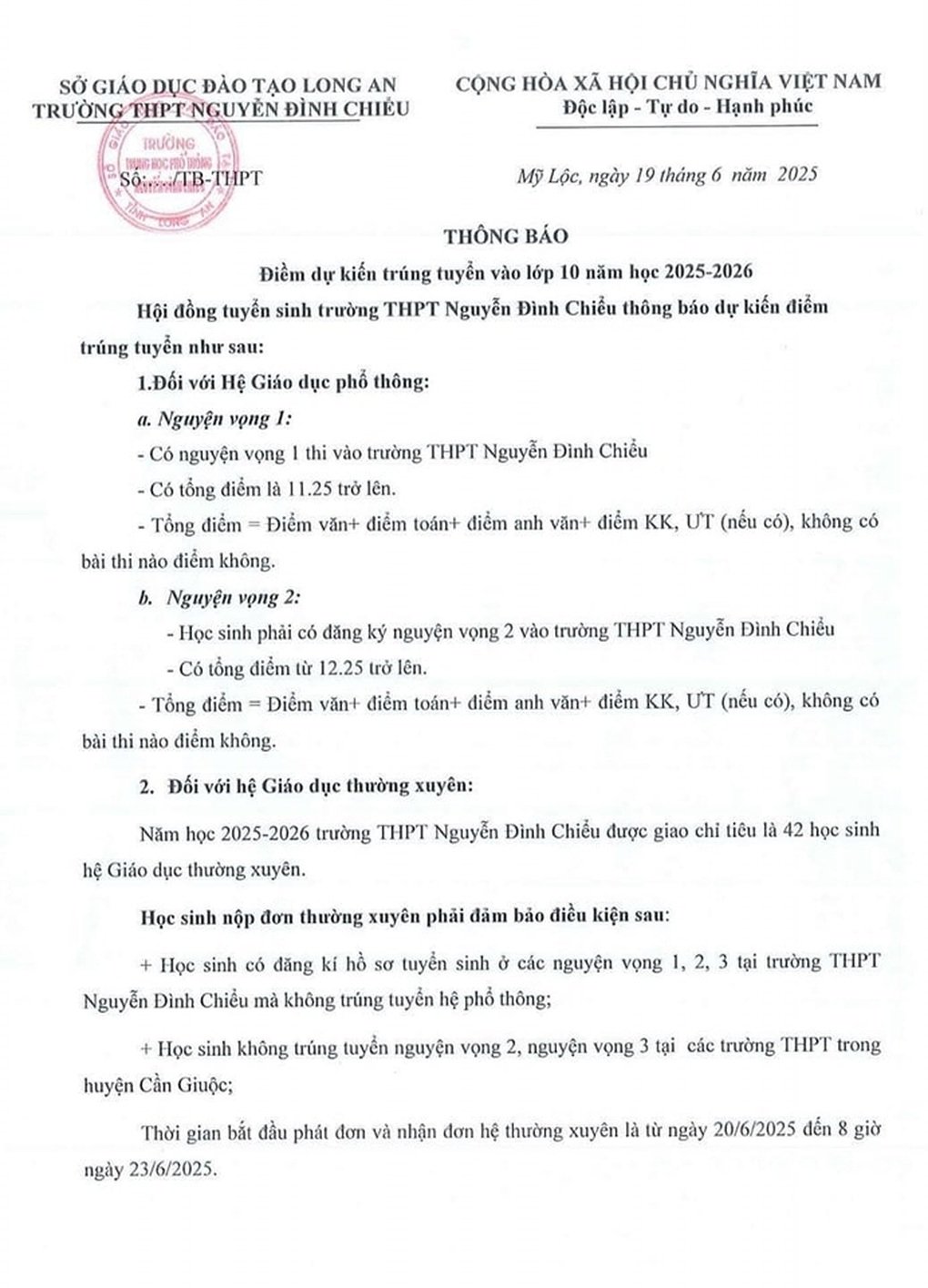 Xem điểm thi lớp 10 của Long An, có trường đã công bố điểm chuẩn - 1