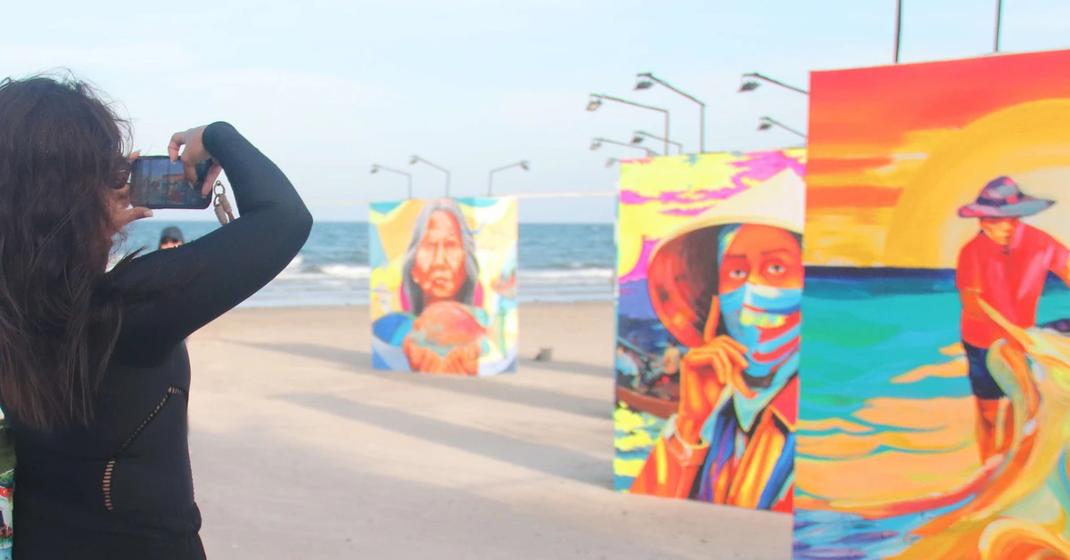 The story of a fishing village is vividly recreated on the coast of Da Nang