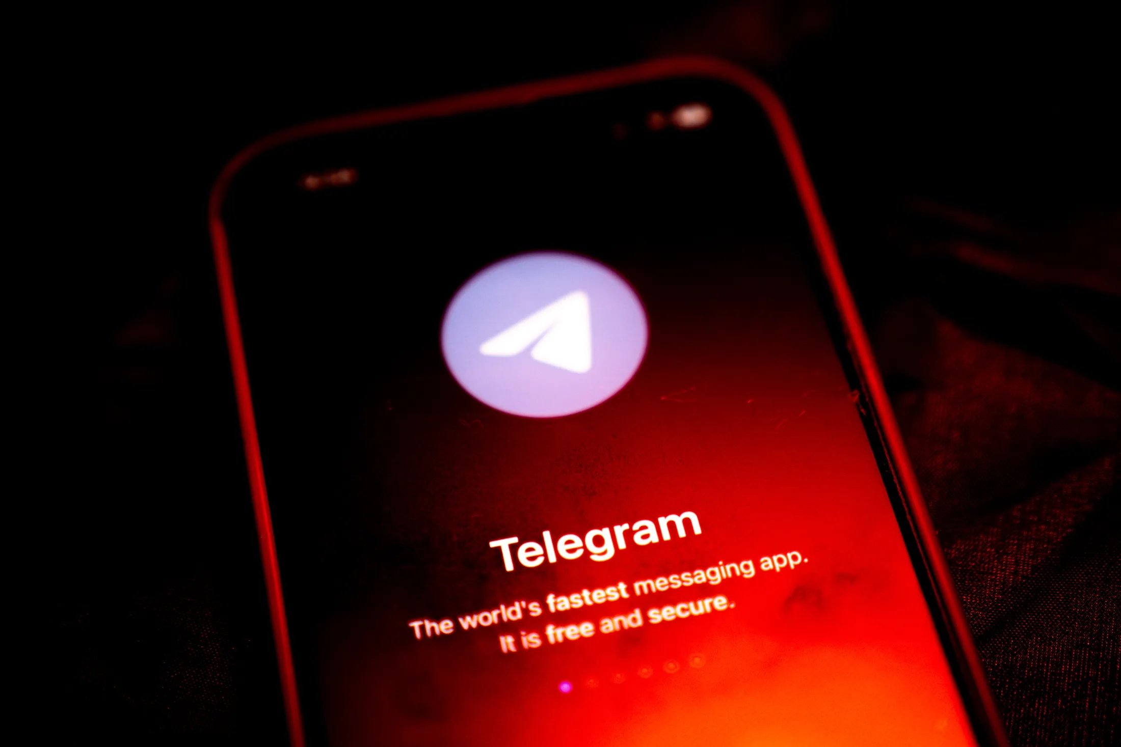 CEO Telegram len tieng anh 3