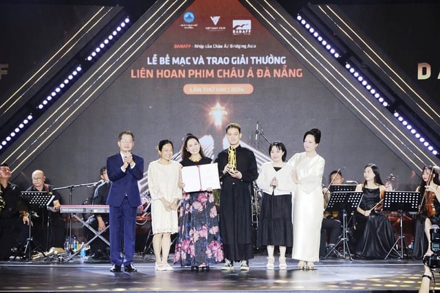 ‘Hé lộ’ kịch bản chưa từng có tại DANAFF III - Ảnh 1.