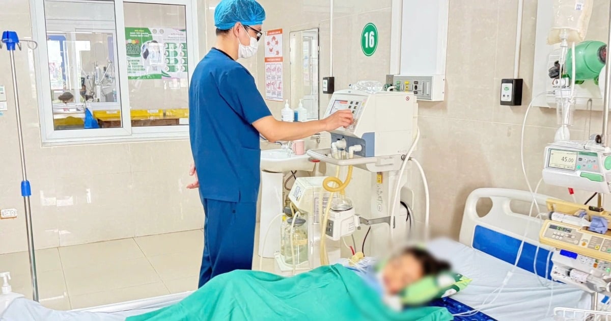 Người mẹ kể giây phút con gái bị rắn độc chui ra từ điều hòa cắn vào người