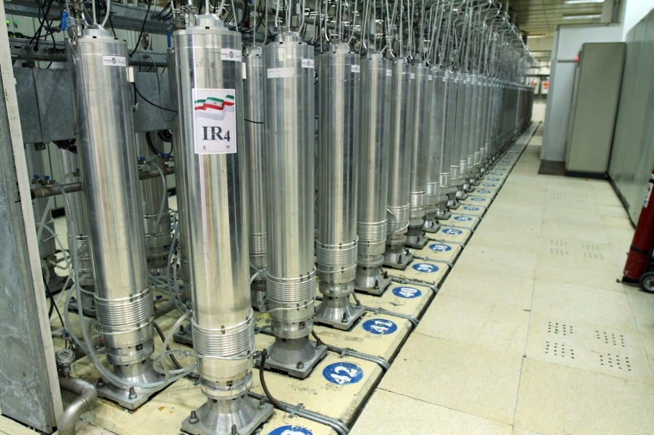 lam giau uranium anh 2
