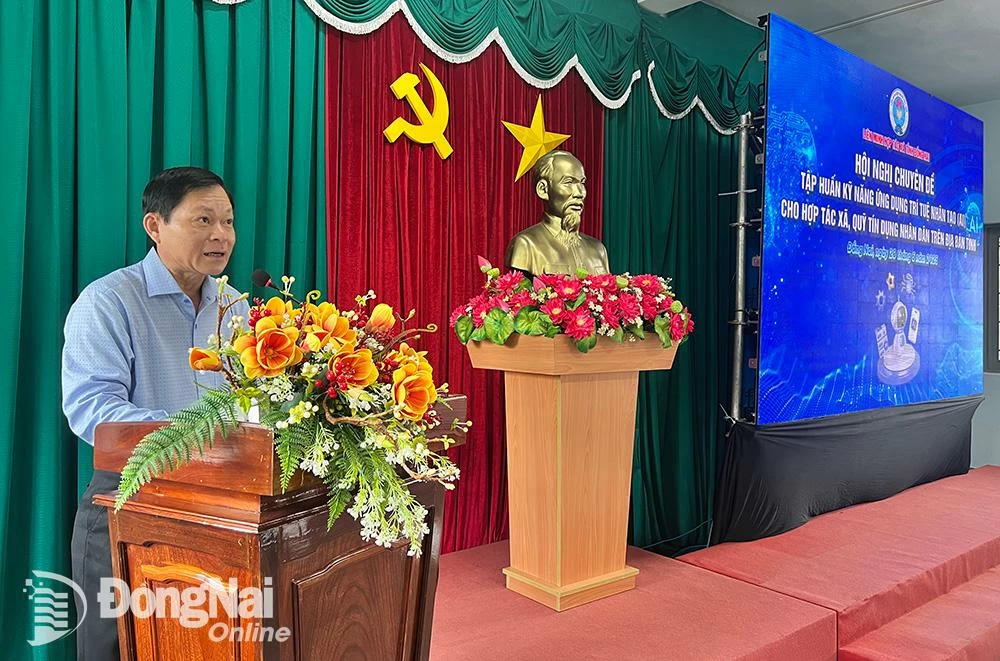 Chairman of Dong Nai Cooperative Alliance Do Phuoc Dung speaks at the conference. Photo: Lam Phuong