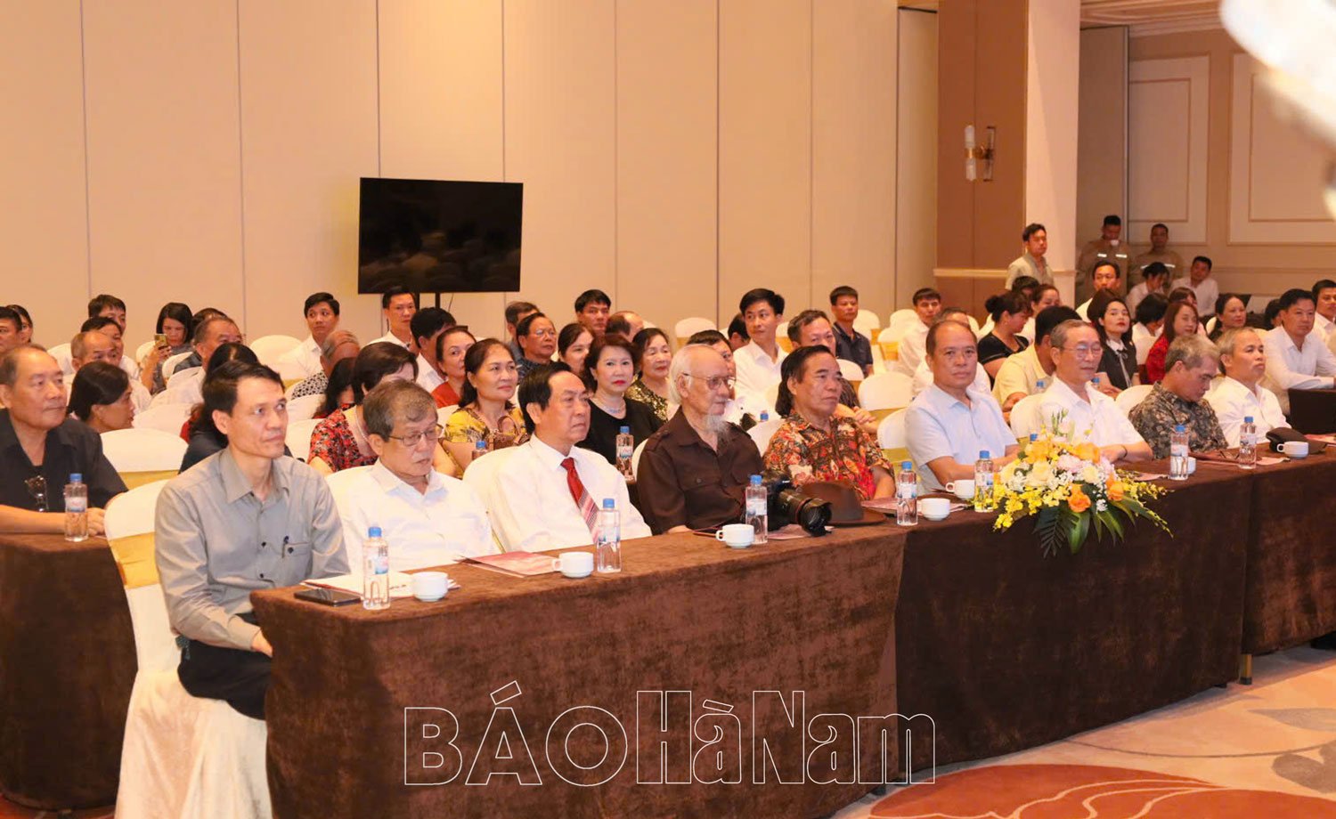 Gặp mặt nhân kỷ niệm 100 năm Ngày Báo chí cách mạng Việt Nam