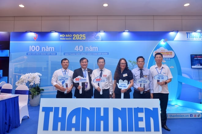 Gian trưng bày của Báo Thanh Niên đón những vị khách đặc biệt- Ảnh 21.