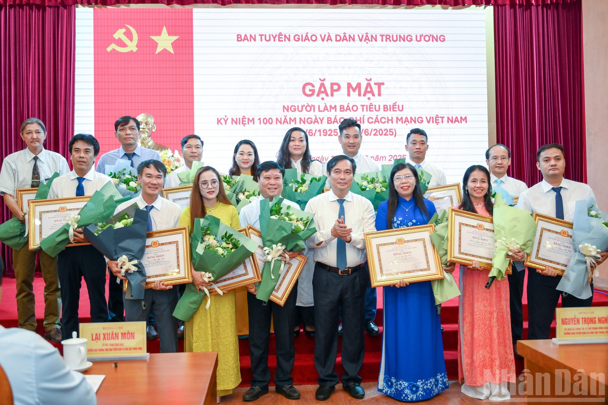 ndo_br_ban-tuyen-giao-gap-mat-bao-chi-2922.jpg