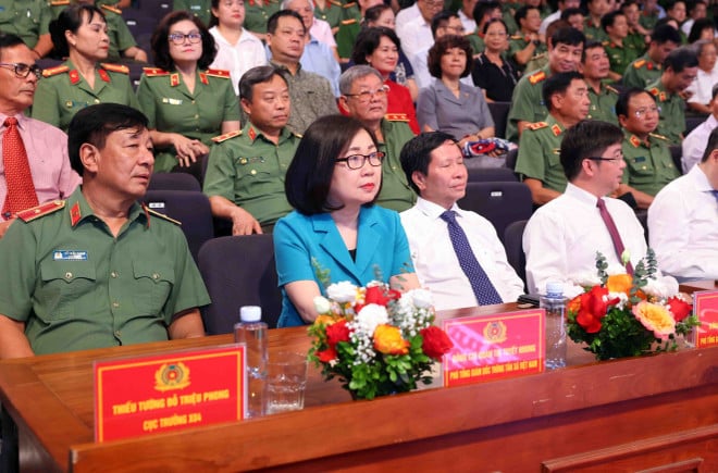 bo-cong-an.jpg