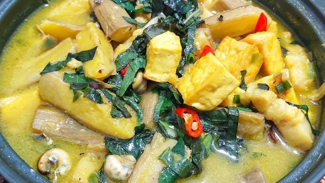 Cách nấu ốc chuối đậu thịt ba chỉ chuẩn vị, cả nhà mê - Ảnh 4.