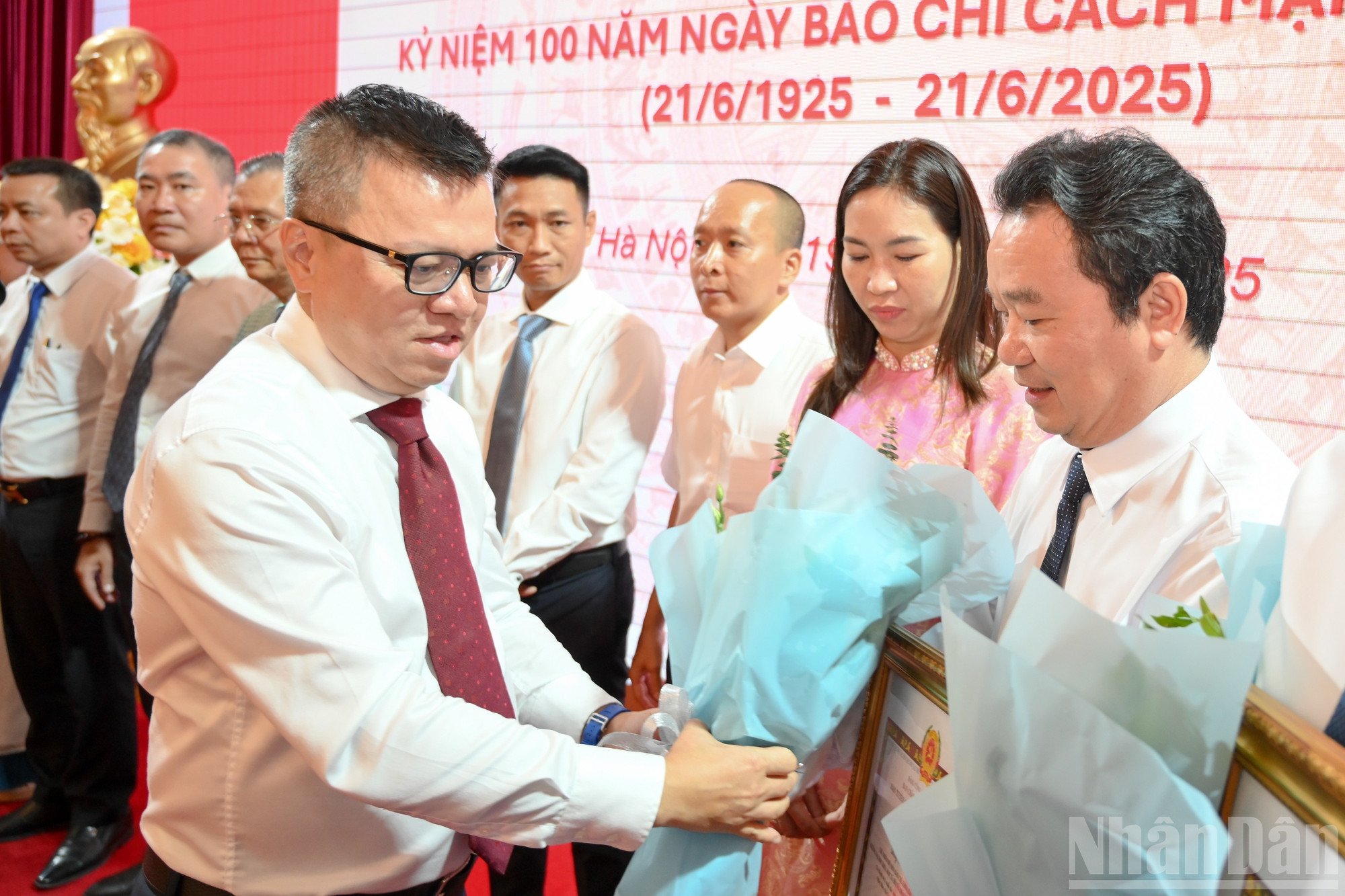 ndo_br_ban-tuyen-giao-gap-mat-bao-chi-2849.jpg