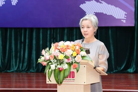 Bà Nguyễn Vân Anh, Giám đốc Trung tâm Nghiên cứu và Ứng dụng khoa học về Giới - Gia đình - Phụ nữ và Vị thành niên.