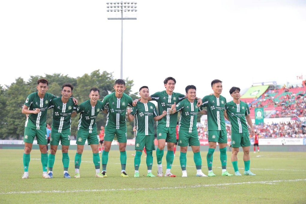 Trận đấu tranh vé dự V-League vẫn diễn ra trên sân Thống Nhất - 1