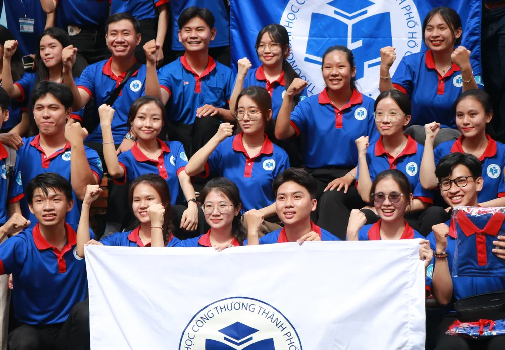 anh-8-5661-9314.jpg