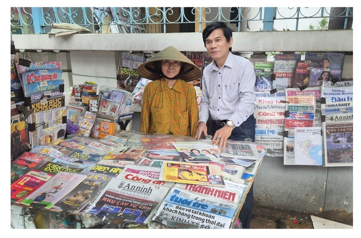 ស្រឡាញ់​តូប​កាសែត​ចុង​ក្រោយ​ក្នុង​ទីក្រុង​ហូជីមិញ​តាម​រយៈ​ផ្ទាំង​គំនូរ​ Le Sa ​​​Long - រូបថត ៦.