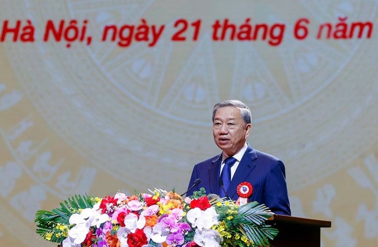 Phát biểu của Tổng Bí thư Tô Lâm tại Lễ Kỷ niệm 100 năm Ngày Báo chí Cách mạng Việt Nam ảnh 1