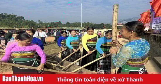 북적북적... 침대를 뒤흔들다