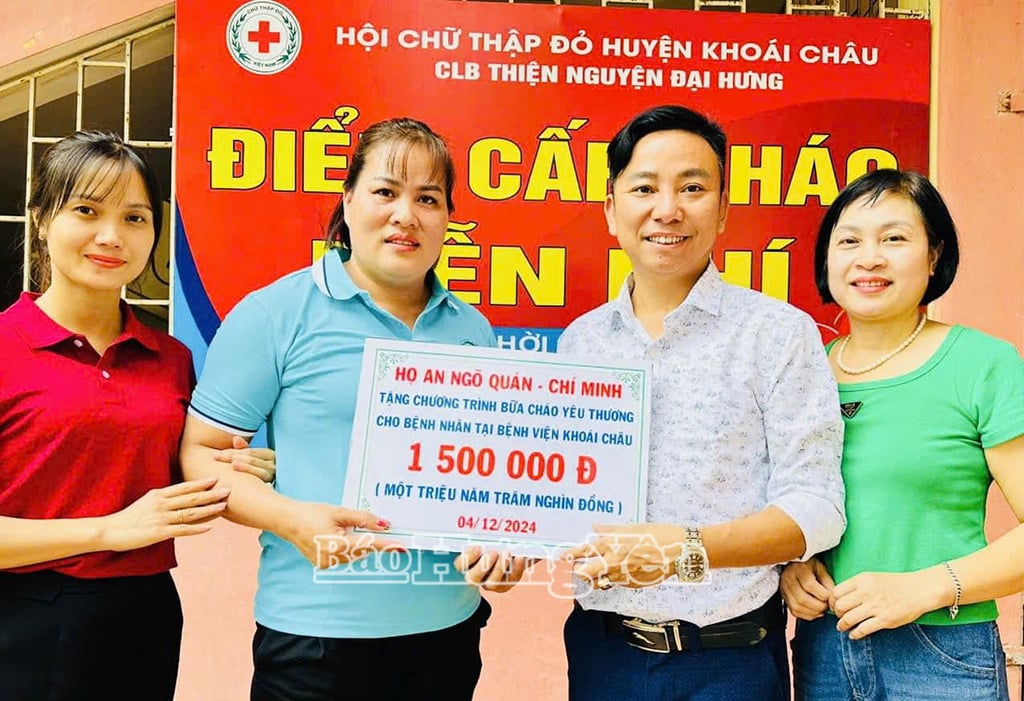 Nhiều nhà hảo tâm ủng hộ kinh phí để Câu lạc bộ từ thiện xã Chí Minh (Khoái Châu) duy trì việc nấu, phát cháo miễn phí