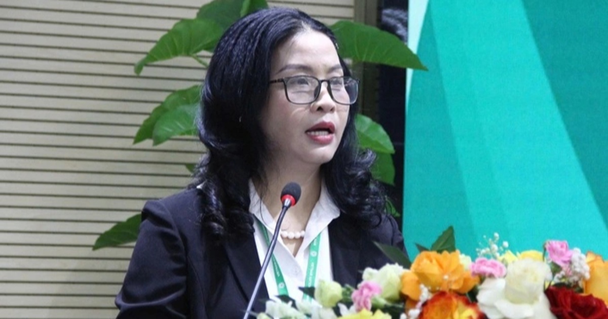 "Tìm để hỗ trợ thay vì đợi nhà khoa học đi xin gặp, xin đề tài"