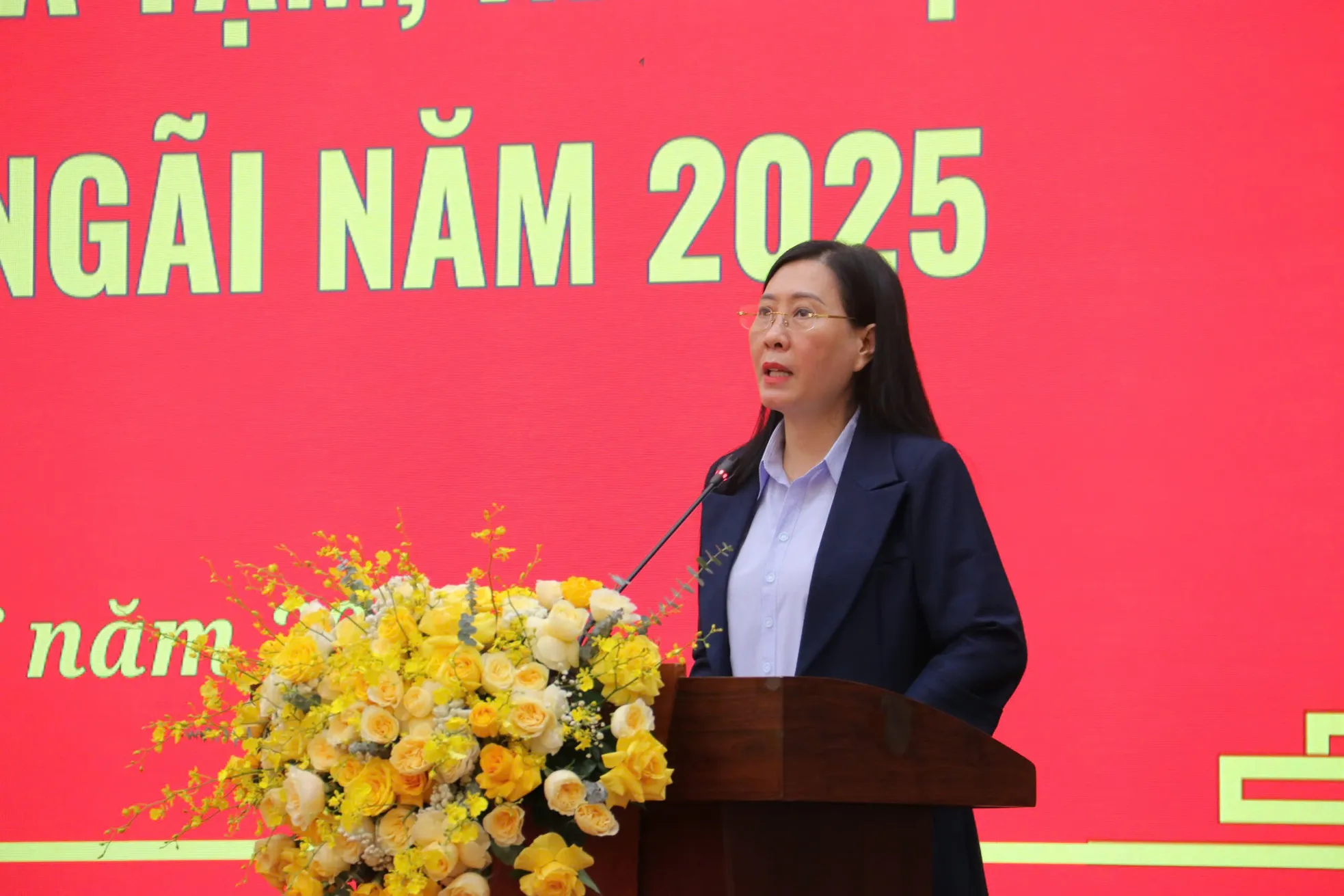 Eliminating temporary and dilapidated houses: Quang Ngai 'reached the finish line' 2 months early photo 7