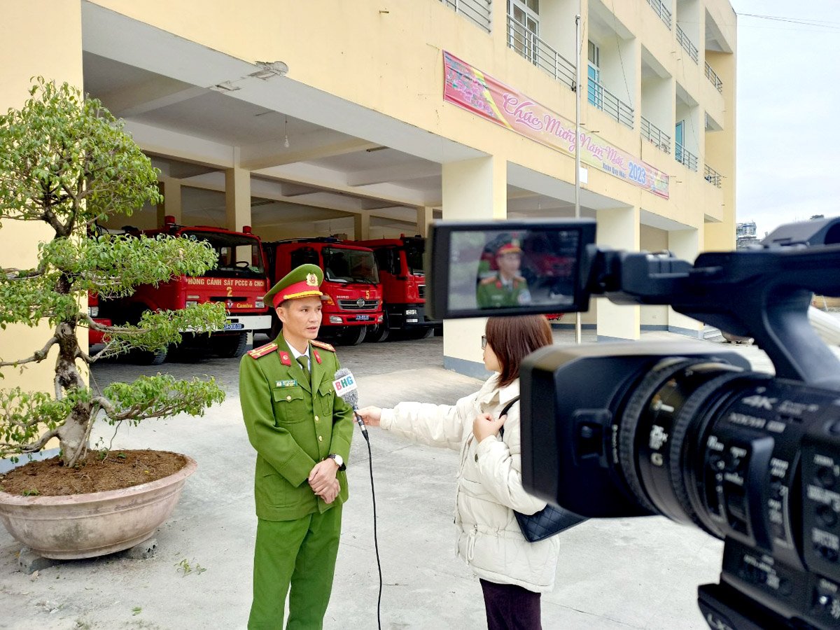 Một lần tác nghiệp tại Phòng Cảnh sát Phòng cháy chữa cháy và Cứu nạn cứu hộ, Công an tỉnh Hà Giang.