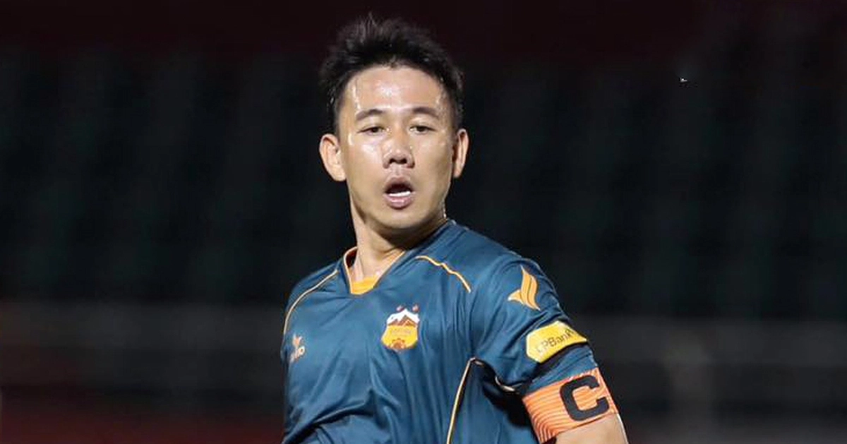 What did Minh Vuong say when leaving Hoang Anh Gia Lai Club?