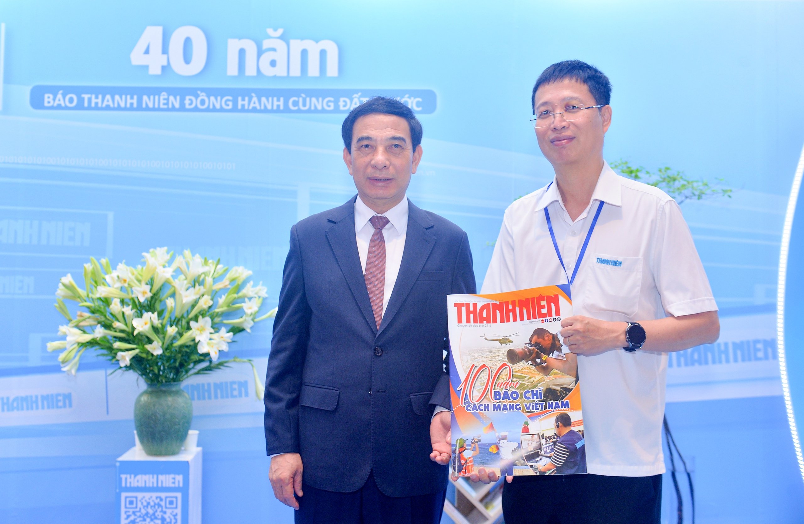 Gian trưng bày của Báo Thanh Niên đón những vị khách đặc biệt- Ảnh 4.
