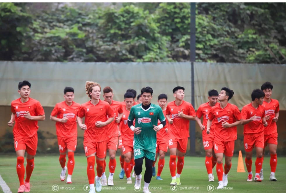 U.23 Việt Nam xuất hiện nhân tố ‘lạ’, Đình Bắc tái xuất: Vĩ Hào  lỡ cơ hội lớn- Ảnh 2.