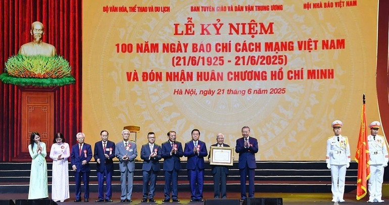 2d05eb46e652510c0843.jpg