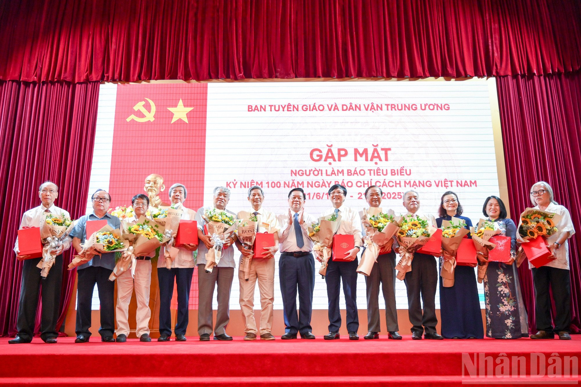 ndo_br_ban-tuyen-giao-gap-mat-bao-chi-2762.jpg