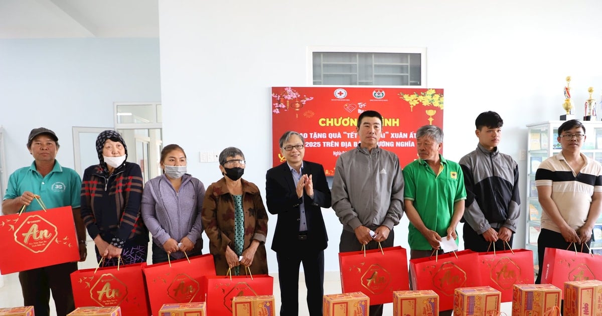 PC Dak Nong links production and business with social responsibility