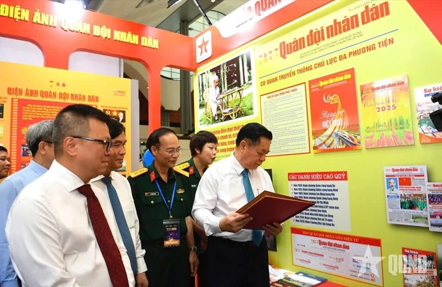 "Báo chí Việt Nam - Trung thành, Sáng tạo, Bản lĩnh, Đổi mới vì sự nghiệp xây dựng và bảo vệ Tổ quốc"