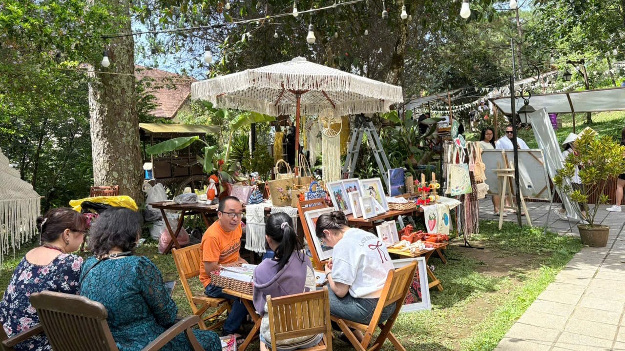 Không gian hội chợ