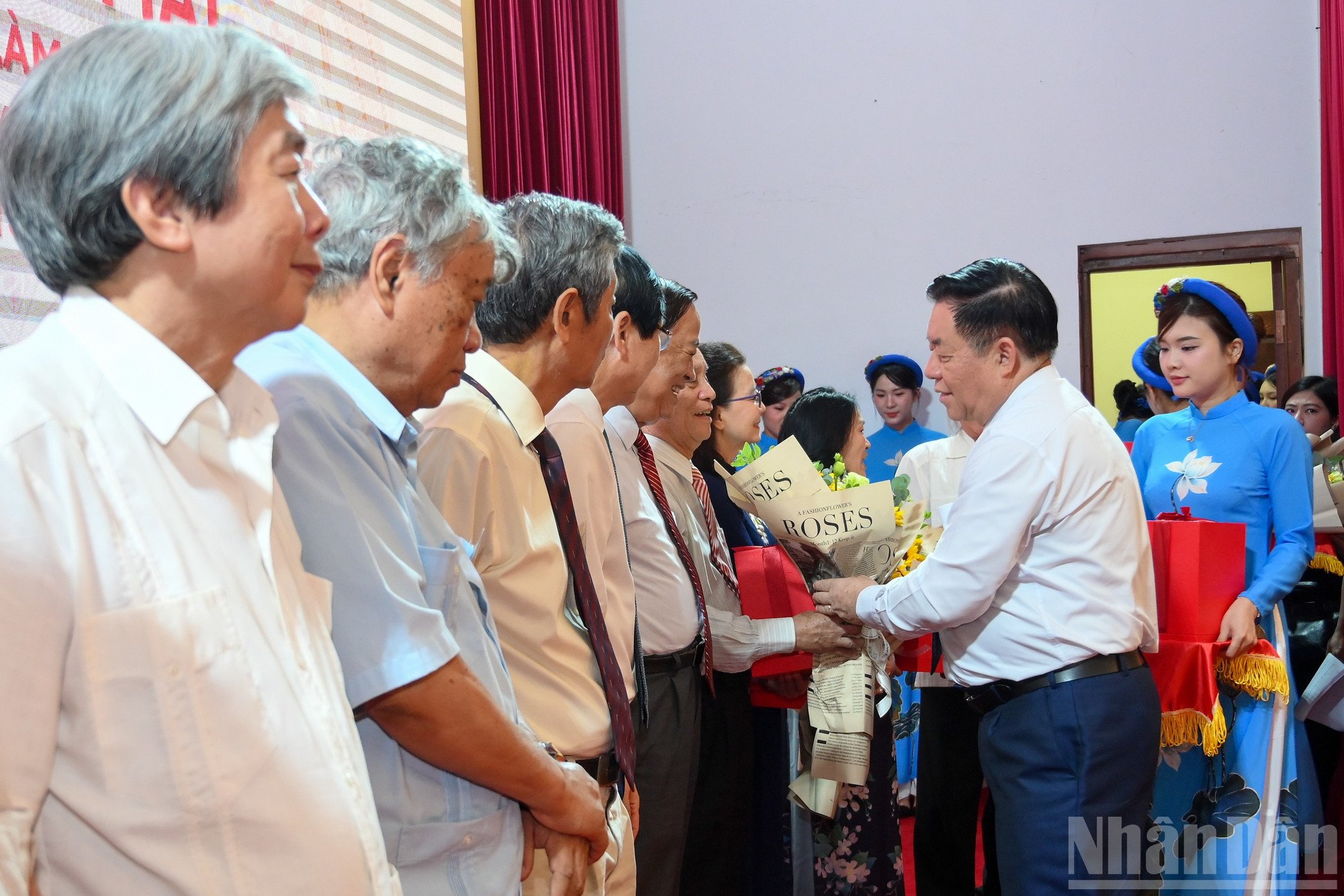 ndo_br_ban-tuyen-giao-gap-mat-bao-chi-2755.jpg