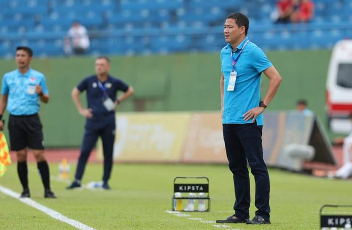 Tiến Linh ghi bàn, chia sẻ danh hiệu "Vua phá lưới" V-League- Ảnh 4.