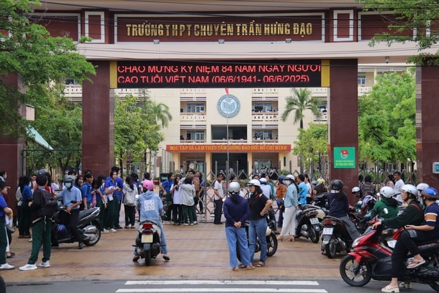 Bình Thuận công bố kết quả tuyển sinh lớp 10, năm học 2025-2026 - Ảnh 2.